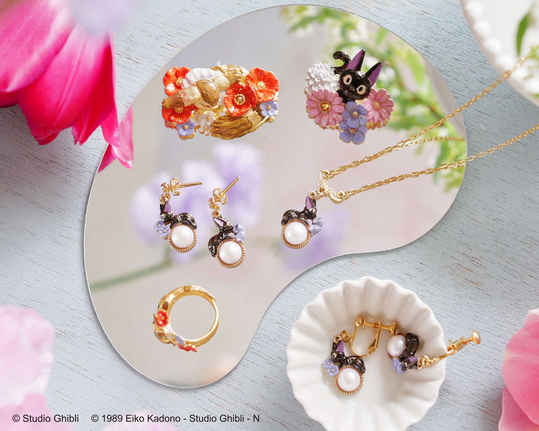 キツネリス　ブローチ　天空の城ラピュタ Donguri closet ジブリ 新商品アクセサリー「ありがとうのお花シリーズ」 | Donguri Closet
