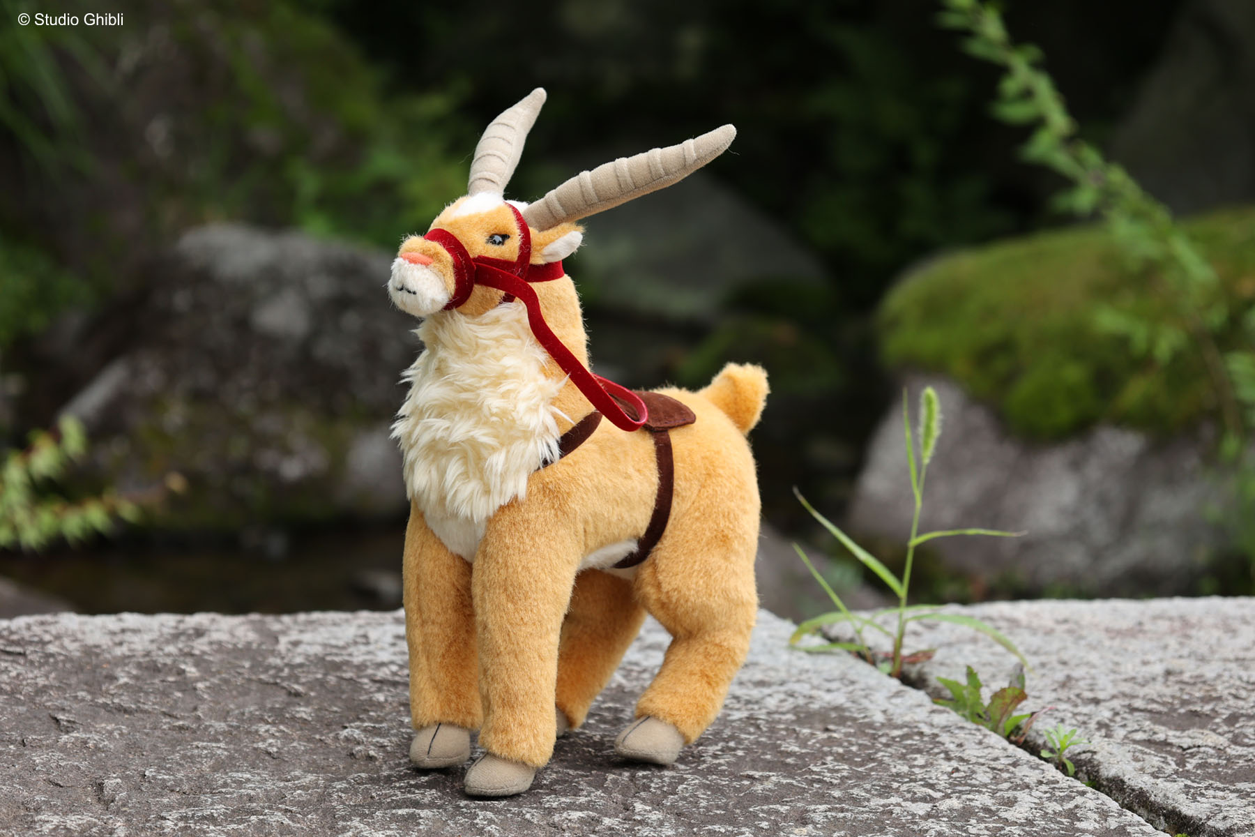 スタジオジブリ どんぐり共和国 もののけ姫 25周年 ヤックル 限定 ぬいぐるみ 7/16発売 “ヤックル”の立ち姿が愛らしいぬいぐるみと 映画公開25周年を